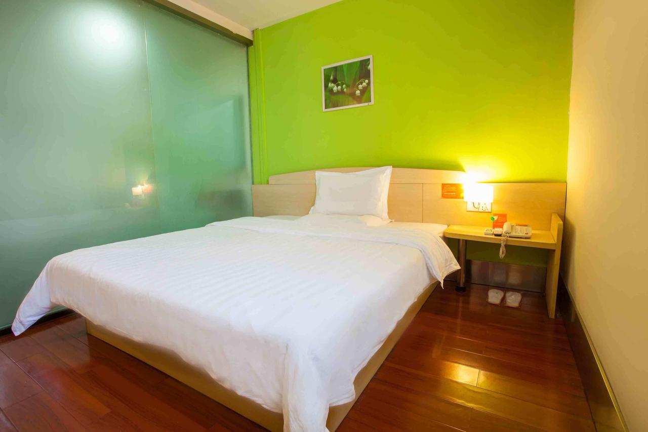 7Days Inn Deyang Wenmiao Square Номер фото