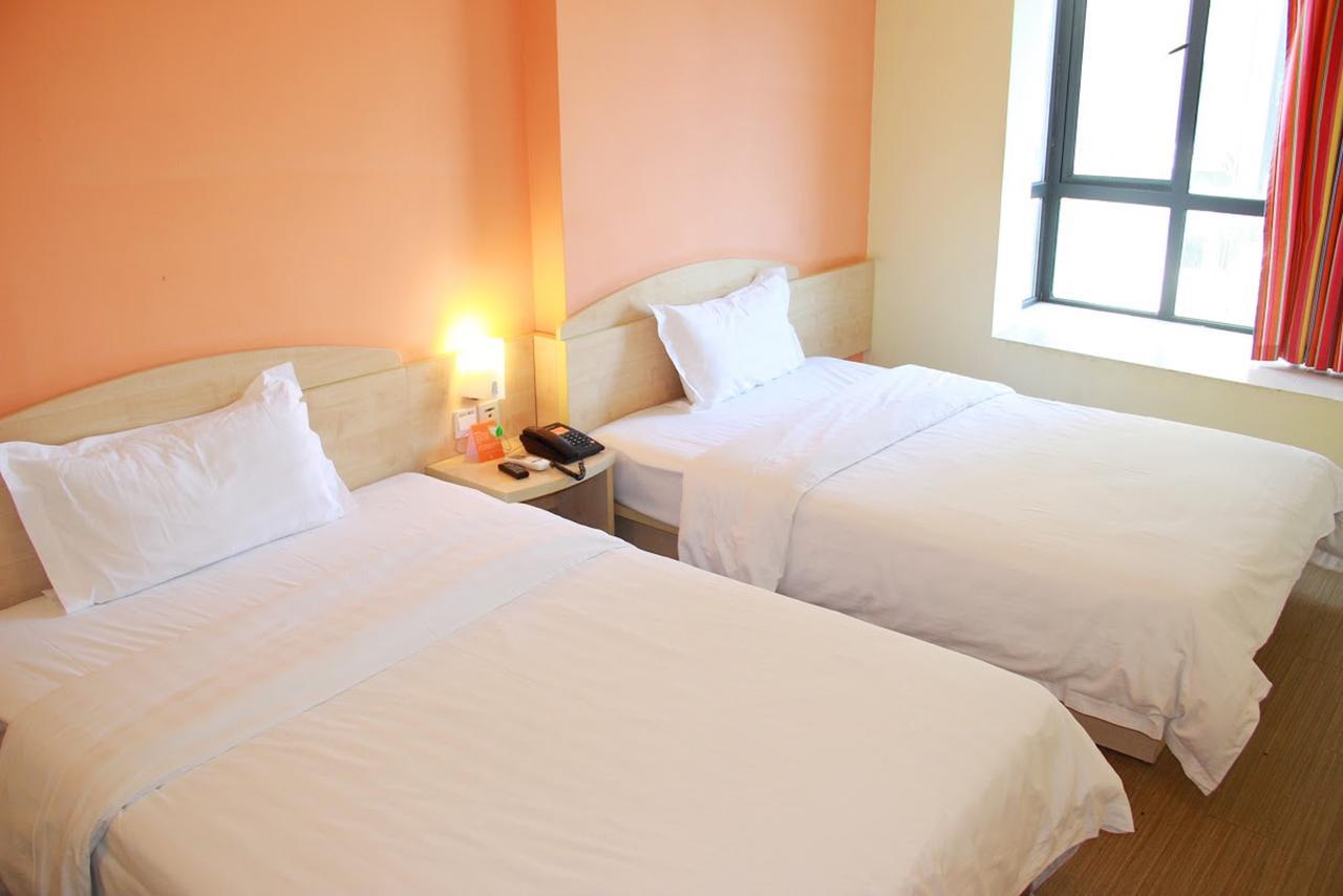 7Days Inn Deyang Wenmiao Square Экстерьер фото